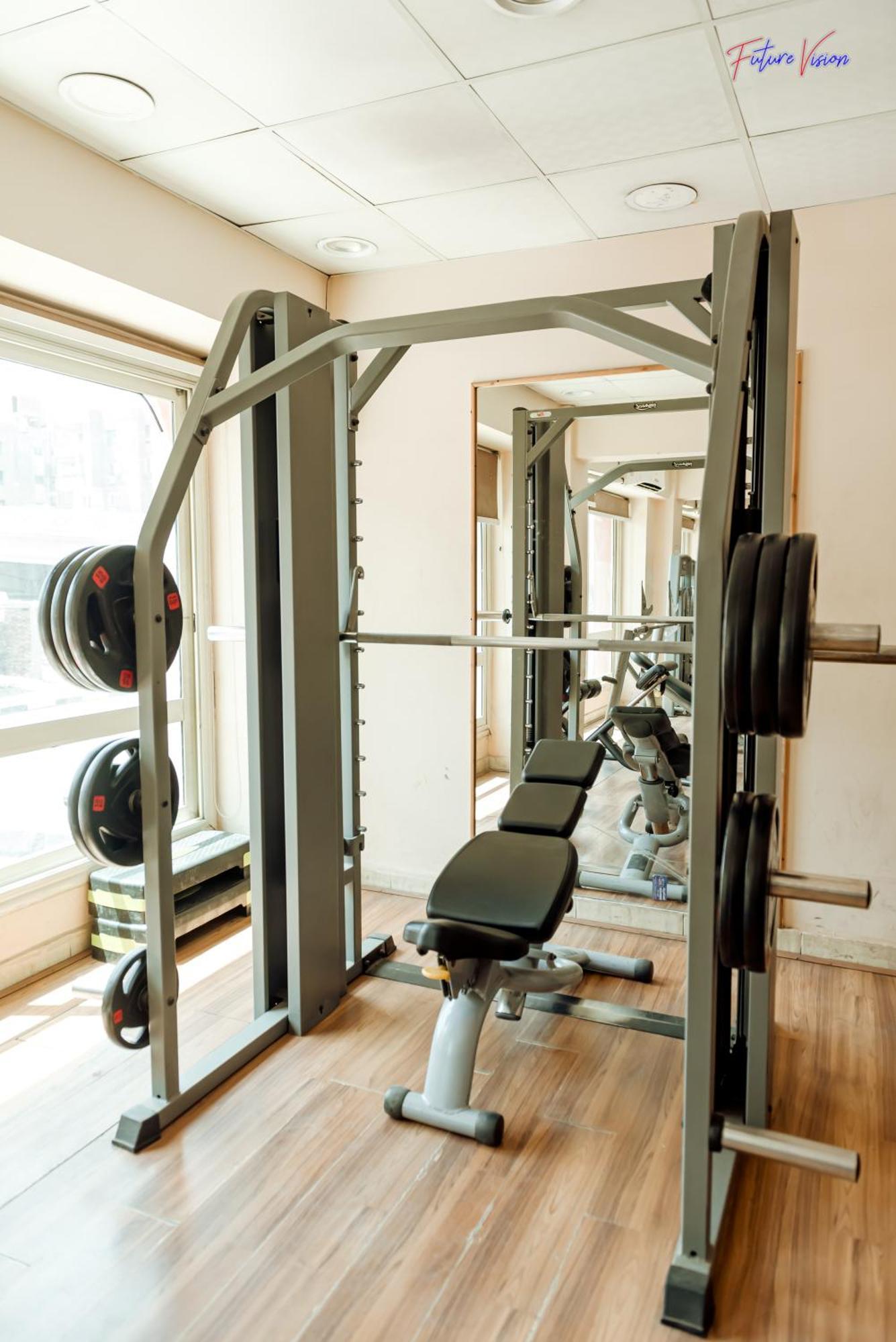 Rehana Plaza Hotel Kairo Exterior foto A Smith machine